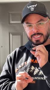 Es latino, vive en Carolina del Norte y revela la peligrosa razón por la  que no se debe hervir el agua en EE.UU.: “No lo hagan”