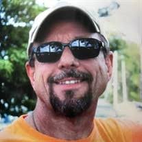 Leonard Hyde's Instagram, Twitter & Facebook