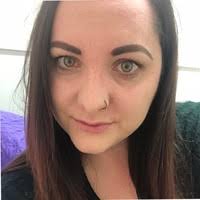 40+ perfiles de «Amy Parr»