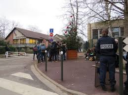 Trouvez votre logement parmi des centaines d'offres infos, photos et candidature dans les r�sidences �tudiantes proche de lyc�e l�onard de vinci. Yvelines Le Lycee Leonard De Vinci A Saint Germain En Laye Sous Surveillance 78actu