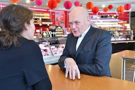 In 1962 franz radatz, together with his wife elisabeth, opens his first own today the radatz and stastnik group supplies not only the own stores (23) and shops (7) but. Fleischermeister Familienbetrieb Mit Herz Und Wurst Wien