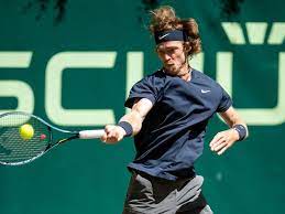 Juni 1998 in metz) ist ein französischer tennisspieler. Rubljow Und Humbert Kampfen Um Tennis Titel In Halle Radio Zwickau