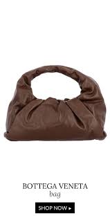 Available for around $3,200, this gorgeous handbag is a great everyday staple. Made In Italy Bags Mystyle Giglio Com