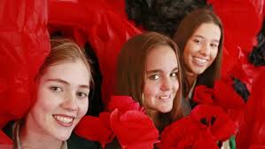 Mentone's Kilbreda College marks Anzac centenary with poppy project