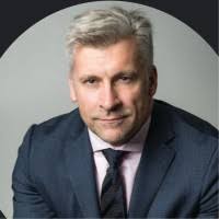 70+ perfiles de «Brydon»