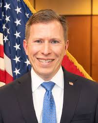 Debra Heine (@DebraHeine)