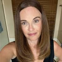 Genevieve Castle's Instagram, Twitter & Facebook