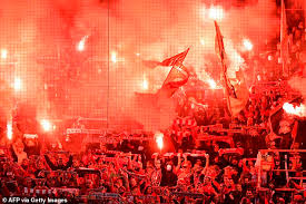Wie rettet man einen klub, der mit viel geld nach oben wollte, aber im abstiegskampf gelandet ist? Berlin Derby Between Union And Hertha Set To Get Even More Bizarre Daily Mail Online