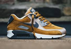 Nike introduced air sole units in to their trainers in the late '70s, but it wasn't until 1987 and the introduction of the first nike air trainer that the air unit became visible. Ù†Ø§Ø·Ø­Ø© Ø³Ø­Ø§Ø¨ Ø£ØµÙ„Ø¹ ÙˆÙ„Ø¯ Ø¹Ù… Nike Air Max 90 Daim Noir Findlocal Drivewayrepair Com