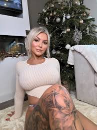 Morgan Moore on X: Look in my eyes what do you see?  t.cor8EmCUE4J5  X