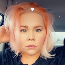 Any tips for using gouache paint?