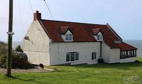 منزل ريفي يعرض للبيع مقابل 175 ألف جنيه إسترليني House Styles House Home