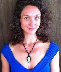 Melissa Bitter's Instagram, Twitter & Facebook