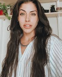 Rachel Metz's Instagram, Twitter & Facebook