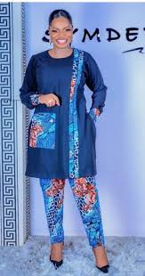 Camisa mujer cuadros vichy azul con detalles en el cuello y punos azul marino y topos blan plus size women s tops casual blouse shirts short sleeve shirt women. 120 Idees De Tunique Africaine En 2021 Tenue Africaine Mode Africaine Mode Africaine Robe