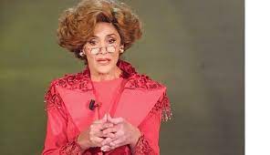 L'attrice comica anna marchesini nasce a orvieto il 18 novembre 1953. Anna Marchesini I Personaggi E Le Gag