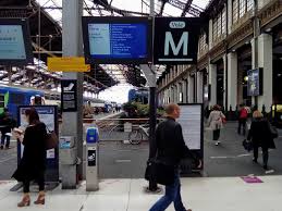 Station gare de lyon (sortie 1 : File Infogare Hall 1 Gare De Lyon Jpg Wikimedia Commons