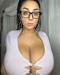 TW Pornstars - Carmen Sandi. Twitter. Fuck a bra. 12:17 AM - 10 Nov 2021