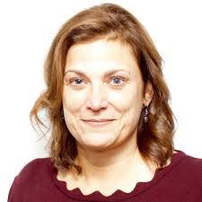 Renee Scribner's Instagram, Twitter & Facebook