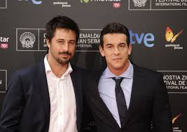 Mario casas 2020 estatura (altura): Festival De San Sebastian Hugo De Dia Mario De Noche