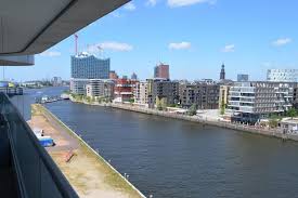 Der hamburger flughafen ist mit den öffentlichen verkehrsmitteln oder dem auto gut zu erreichen und der hauptbahnhof liegt nur 5 autominuten entfernt. 3 Zimmer Wohnung Zu Vermieten Am Strandkai 3 20457 Hamburg Hafencity Mapio Net
