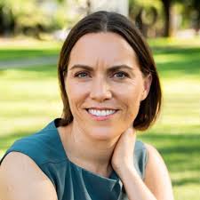 Emily Oster: Parenting, Pregnancy & Quality Data