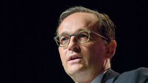 Gemeinsam mit seinen töchtern und seiner frau lebt heiko ruprecht in münchen. Maas Will Gegen Kinderehe Vorgehen Politik