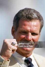 381 Ted Hendricks Stock Photos, High-Res Pictures, and Images