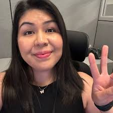 Acabo de dejar de seguir a alguien por publicar flores feas en caso de que  te estés preguntando lo mezquino que soy