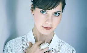 Amandala: "Om in Afrikaans te sing raak iets aan in my"