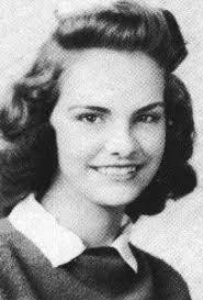 Wanda Walls's Instagram, Twitter & Facebook