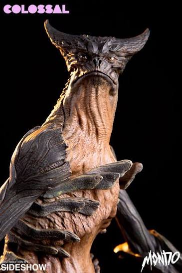 Colossal Colossal Giant Monster Maquette by Mondo | Sideshow Collectibles