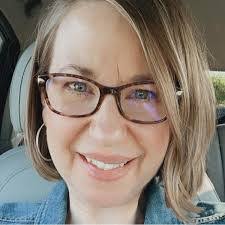 Marianne Lusk's Instagram, Twitter & Facebook