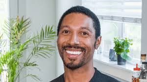 George Agundez's Instagram, Twitter & Facebook