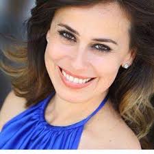 Contratar Daniela Escobar é na Contrate Artistas