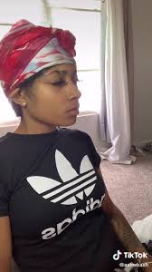 Leclaire Courts Crazy