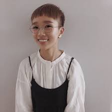 ハンサムにも可愛いにも変身 マッシュ ツーブロックの髪型カタログ hair ショートのヘアスタイル ツーブロック 女性 レディース ベリーショート