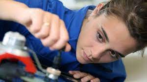 Check spelling or type a new query. Subsidio Al Empleo Joven 2021 Calcula El Monto A Recibir Y Como Postular Bonos Chile