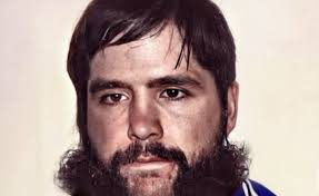 Tvíburabróðir Larry segir hann vera illmenni