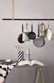 Musta roikkuu pot rack