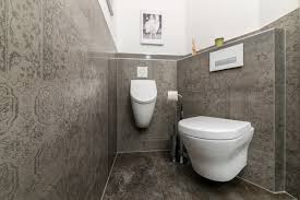 Wc fliesen neue technologie das dusch wc neuesbad de, dusche wandverkleidung ohne fugen haus design ideen, gäste wc mit keucos edition 300, white cream serienseite, fliesen toilette ideen, idée décoration salle de bain panneau mural 3d mur de, 10 idées déco salles de bain noir et blanc contemporaines, minibäder sinnvoll planen und gestalten bäder seelig, kleines bad idee matt braune. Gaste Wc Volldekor Fliesen 2 Fvg Fliesen