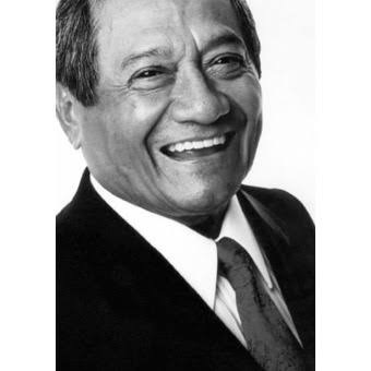 Armando Manzanero on Jango Radio | Songs, Videos, Bio