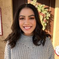 Alexandra Fleck's Instagram, Twitter & Facebook