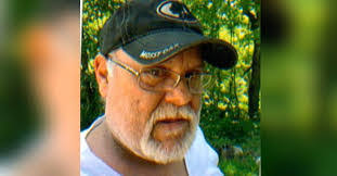 Kenneth Spears's Instagram, Twitter & Facebook