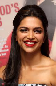 Deepika Padukone Unveils Star Week Diwali Edition Photos 127700 Jpg 9caf2509751dfb04ba097317908a130e Deepika Hairstyles Deepika Padukone Deepika Padukone Style