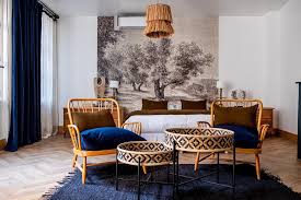 La Renovation D Une Maison Pas Comme Les Autres Dans Une Ancienne Boutique Planete Deco A Homes World En 2020 Decoration Maison Maison Maison Bois