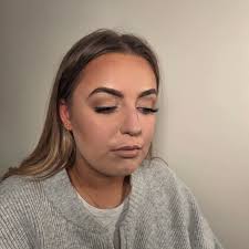 ✨️ S T E L L A ✨️ A smokey wing, a bit of glitter and look at that glow 🔥