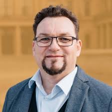 socialmedia #management #strategie #content #media #marine #storytelling…