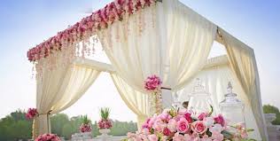 We specialise in asian & indian wedding decor, mandap hire, asian wedding stage hire as well as a team of wedding planners operating across london and the uk. Asian Wedding Stages Asian Wedding Services Mehndi Stage Hire