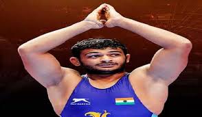 Deepak punia is professional indain wrestler. Injured Deepak Punia Settles For World Wrestling C Ship Silver After Pulling Out Of Final The Samikhsya